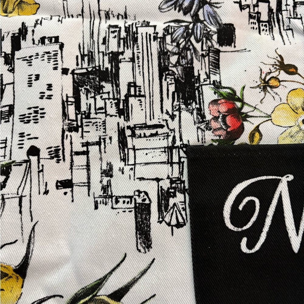 New York City Apron NWOT - Picture 7 of 11